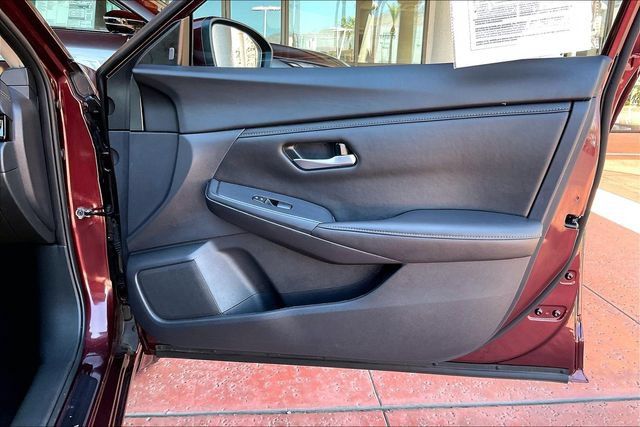 Used 2025 Nissan Sentra SV w/ All-Weather Package FWD image 23