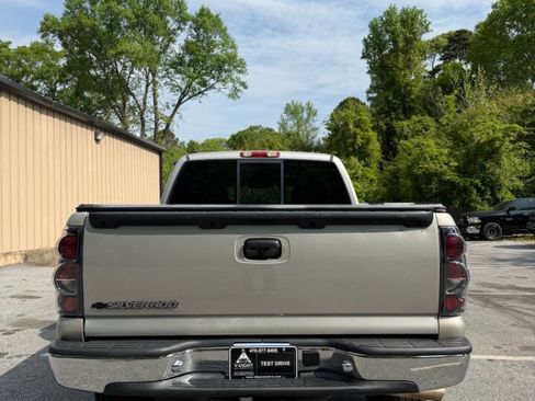 Used 2006 Chevrolet Silverado 1500 LT image 5