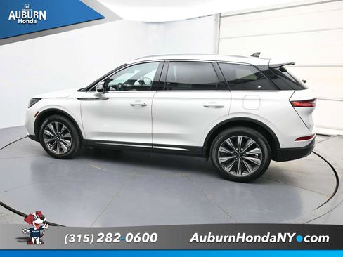 Used 2020 Lincoln Corsair Reserve w/ Equipment Group 201A AWD/4WD image 17