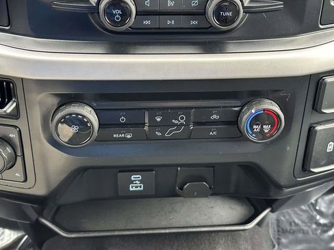Used 2023 Ford F150 XLT image 19