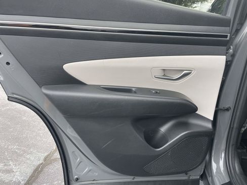 Used 2024 Hyundai Tucson SEL FWD image 12