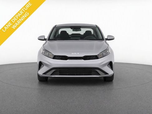 Used 2024 Kia Forte LXS FWD image 5