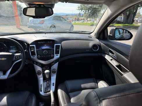 Used 2014 Chevrolet Cruze LTZ FWD image 21