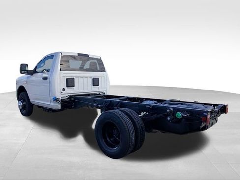 New 2026 RAM 3500 Tradesman AWD/4WD image 3