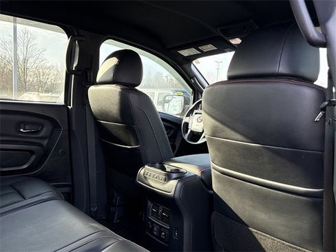 Used 2023 Nissan Titan PRO-4X w/ Pro-4x Convenience Package image 17