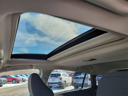 New 2026 Subaru Crosstrek 2.0i Premium image 18