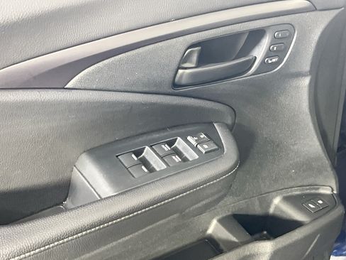Used 2023 Honda Passport EX-L image 17