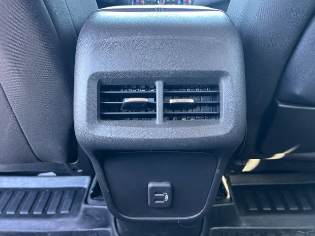 Used 2023 GMC Terrain SLE w/ Driver Convenience Package FWD image 18
