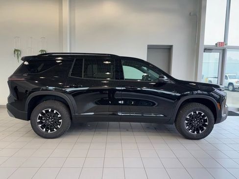New 2026 Chevrolet Traverse Z71 w/ Driver Confidence Package AWD/4WD image 32