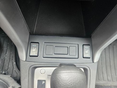 Used 2015 Subaru Forester 2.5i Premium w/ All-Weather Package AWD/4WD image 16