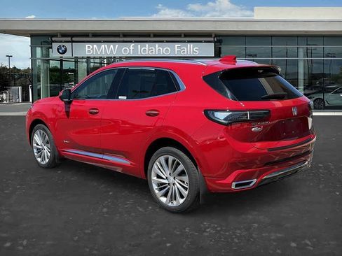 Used 2025 Buick Envision Avenir AWD/4WD image 5