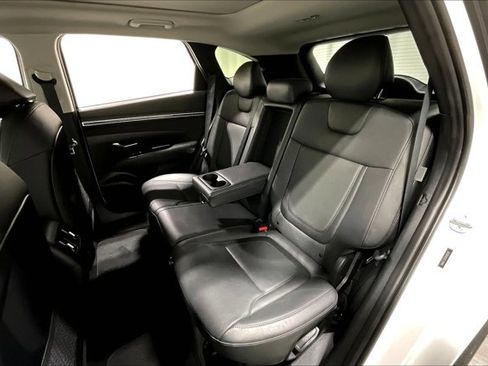 Used 2024 Hyundai Tucson Limited image 26