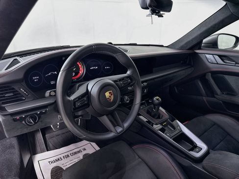 Certified 2024 Porsche 911 GT3 RWD image 4