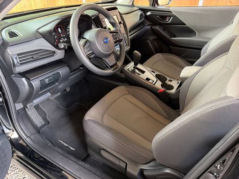 Used 2025 Subaru Crosstrek 2.0i w/ Convenience Package #1 AWD/4WD image 2