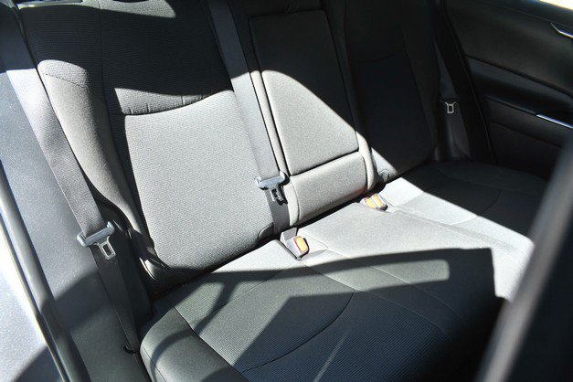 Used 2025 Toyota RAV4 LE AWD/4WD image 28