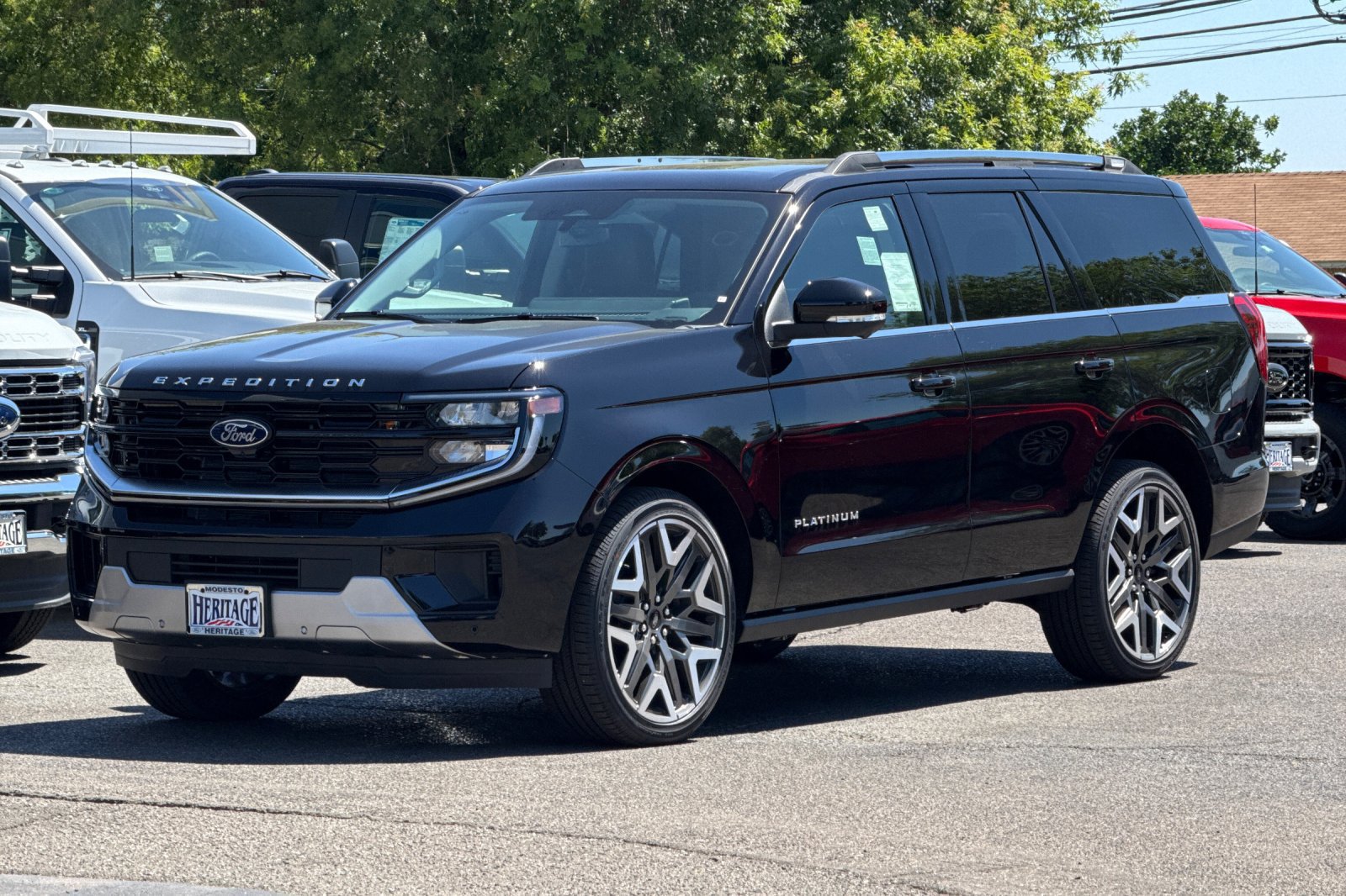 New 2026 Ford Expedition Platinum w/ Platinum Ultimate Package AWD/4WD image 8