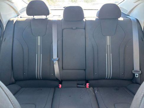 Used 2025 Hyundai Elantra SEL image 39