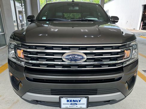 Certified 2020 Ford Expedition XLT w/ Equipment Group 202A AWD/4WD image 9