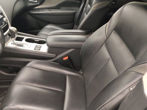 Used 2018 Nissan Murano SL w/ Moonroof Package image 17