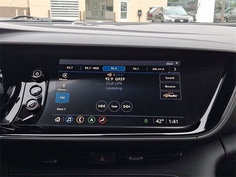 Used 2021 Buick Envision Avenir w/ Technology Package II image 18