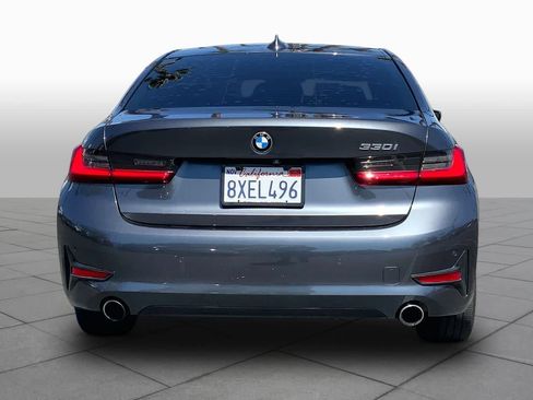 Used 2021 BMW 330i Sedan w/ Convenience Package RWD image 4