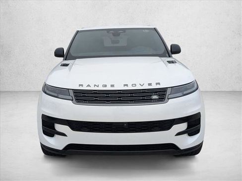 Used 2024 Land Rover Range Rover Sport SE AWD/4WD image 2