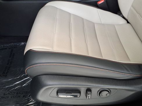 Used 2023 Honda CR-V Sport Touring image 7