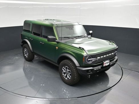 Certified 2025 Ford Bronco Badlands image 42