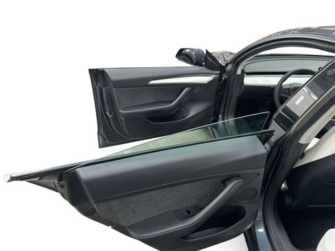 Certified 2023 Tesla Model 3 Standard Range RWD image 10