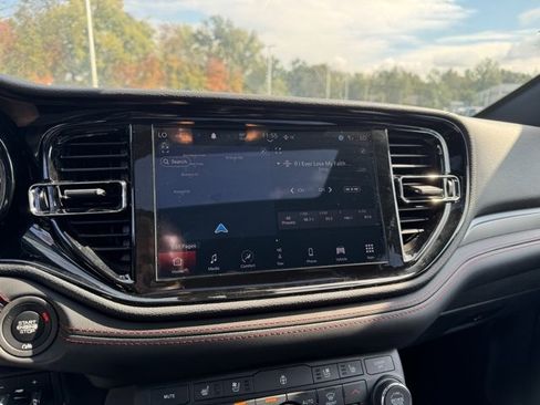 Used 2024 Dodge Durango R/T image 16