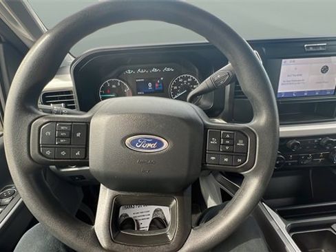 Used 2025 Ford F250 XLT w/ FX4 Off-Road Package image 25