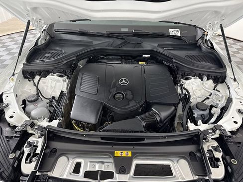 Certified 2025 Mercedes-Benz GLC 300 4MATIC image 31