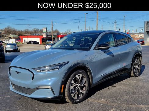 Used 2023 Ford Mustang Mach-E Premium image 2