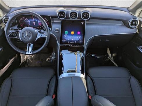 Certified 2025 Mercedes-Benz GLC 300 image 18
