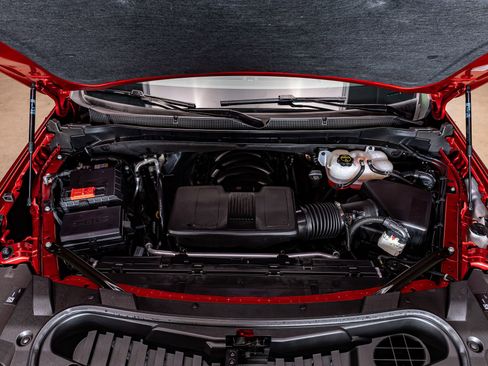 Used 2025 Chevrolet Tahoe High Country image 32