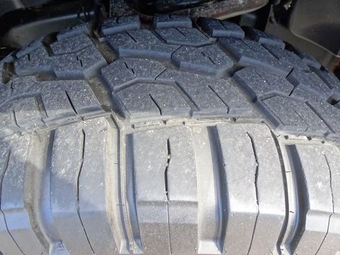 Used 2016 Ford F150 XLT RWD image 28