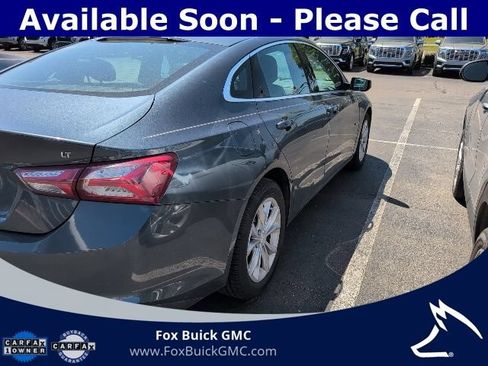 Used 2019 Chevrolet Malibu LT FWD image 4