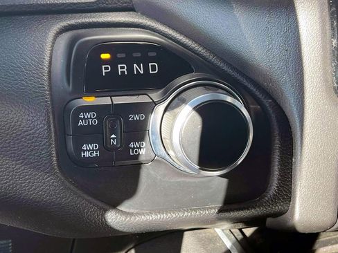 Used 2019 RAM 1500 Big Horn image 25
