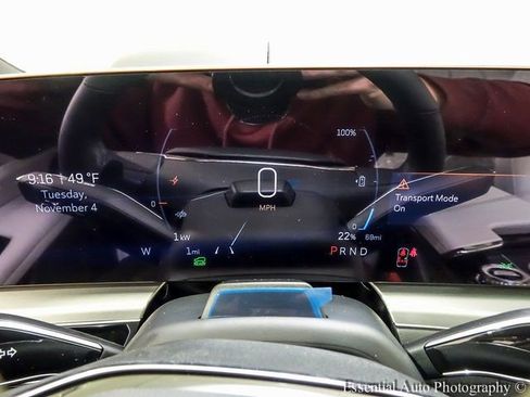 New 2026 Cadillac Lyriq Signature Luxury image 12