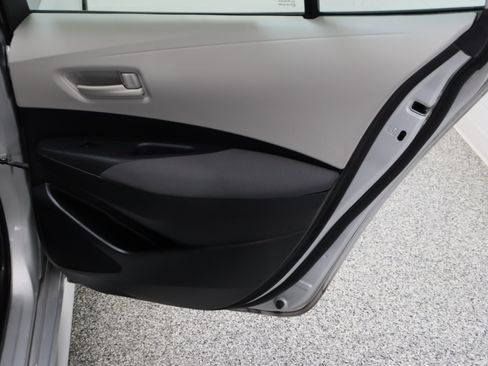 Used 2024 Toyota Corolla LE FWD image 29