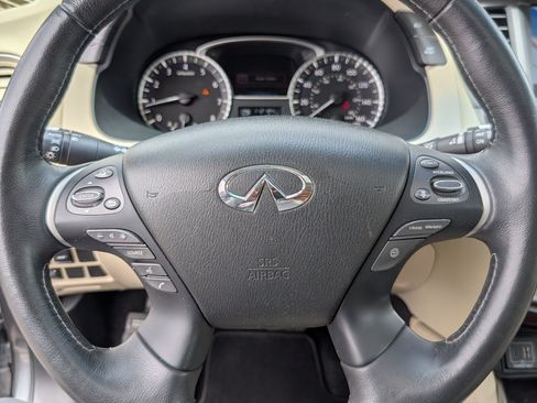 Used 2019 INFINITI QX60 Luxe w/ Sensory Package FWD image 19