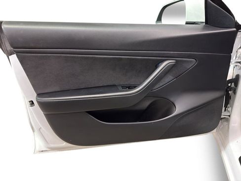 Used 2021 Tesla Model 3 Long Range image 13