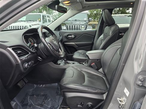 Used 2021 Jeep Cherokee Latitude Lux w/ Sun & Sound Group image 20