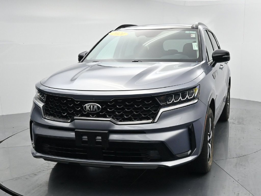 Used 2021 Kia Sorento EX w/ Panoramic Sunroof Package AWD/4WD image 3