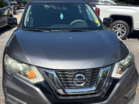 Used 2017 Nissan Rogue SV w/ Midnight Edition Package FWD image 3