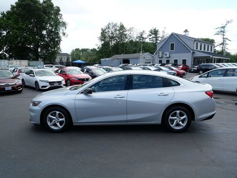 Used 2018 Chevrolet Malibu LS FWD image 7