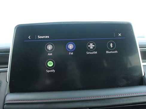 Used 2021 Chevrolet Suburban RST RWD image 48