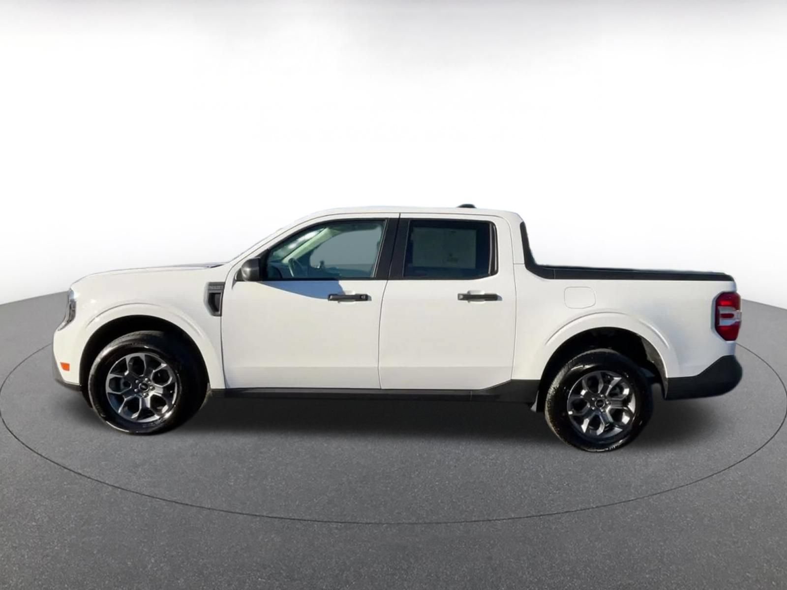 Used 2026 Ford Maverick XLT w/ Equipment Group 301A AWD/4WD image 8