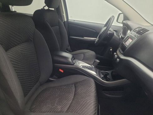 Used 2017 Dodge Journey SE FWD image 21