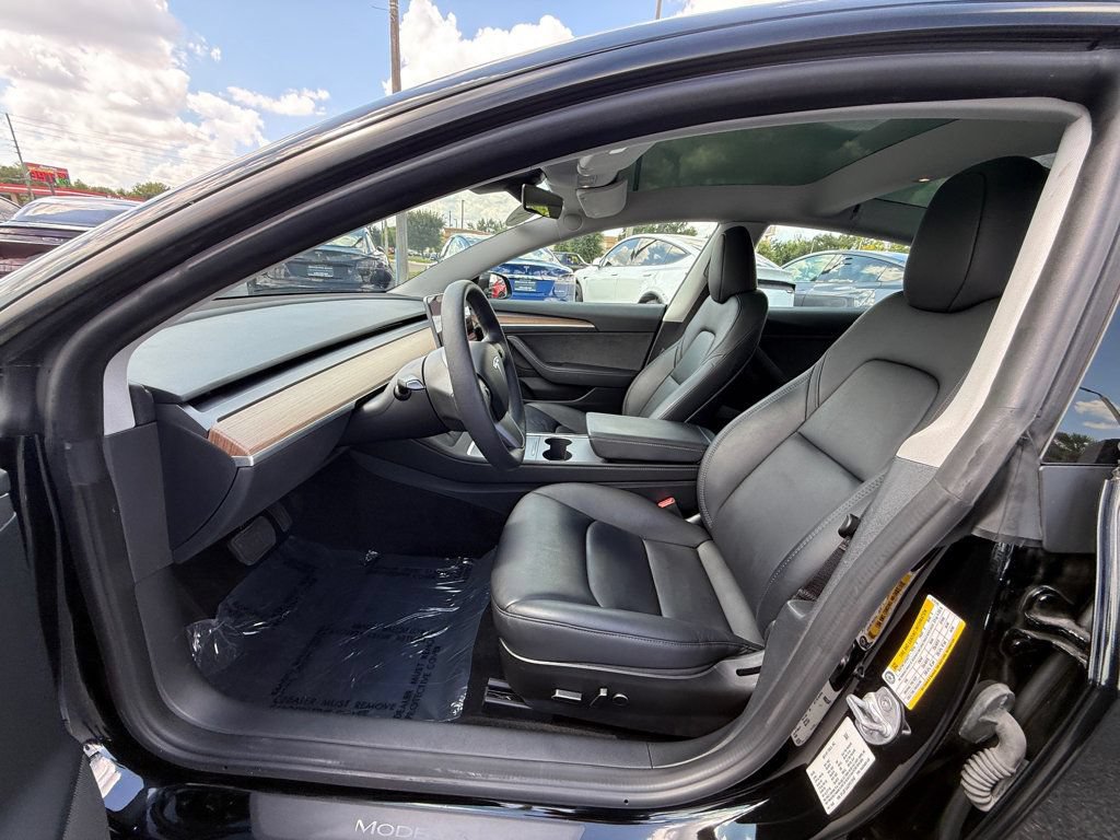 Used 2023 Tesla Model 3 Standard Range RWD image 9